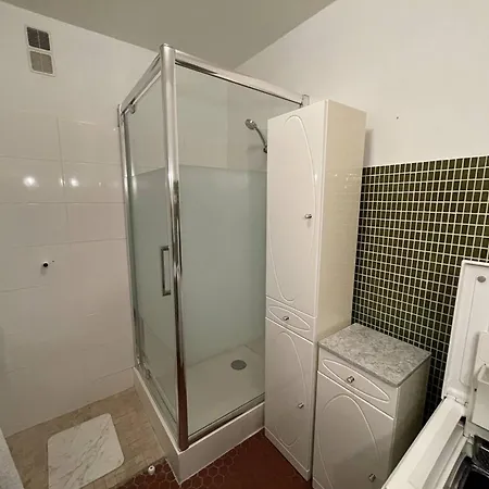 Apartment T3 Climatise, 6 Pers, Proche Et Commerces, Parking Prive, Animaux Admis - Fr-1-106-104